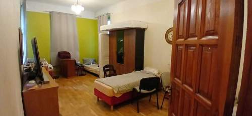Na sprzedaż   57,62 m   kamienica   2 pokoje