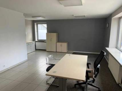 Nieruchomość komercyjna do wynajęcia, 288 m2, Słupno