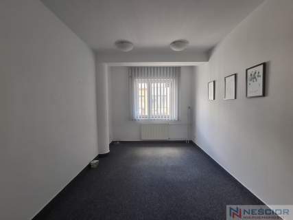 II piętro lokalu do wynajęcia   ul. Świrskiego 47