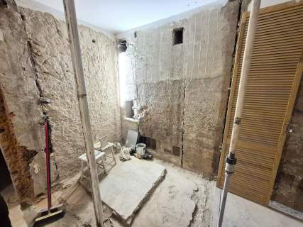 -OKAZJA-DO WYKOŃCZENIA-52M2-MEDIA MIEJSKIE-BALKON-