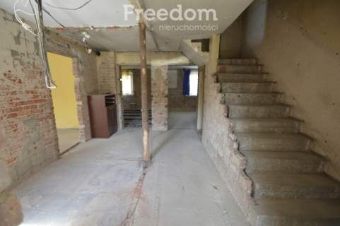 Dom na wsi do wykończenia 130 m2, 7 pokoi garaż