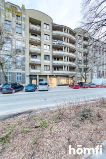Kawalerka inwestycyjna z balkonem w centrum
