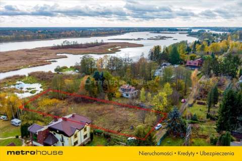 Działka nad Narwią z linią brzegową