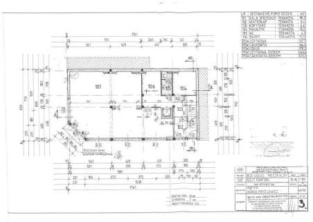 Przestronny lokal witrynowy. 137,70m2. Szaflarska.
