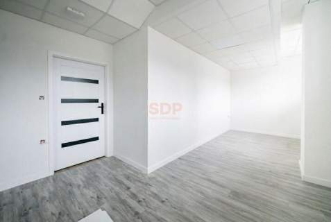 Duży lokal usługowy Przy Bulwarze 165m2 