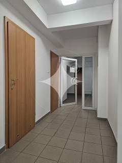 Lokal biurowy w centrum 72m2 Ip.