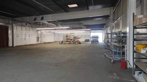 Nieruchomość komercyjna do wynajęcia, 288 m2, Słupno