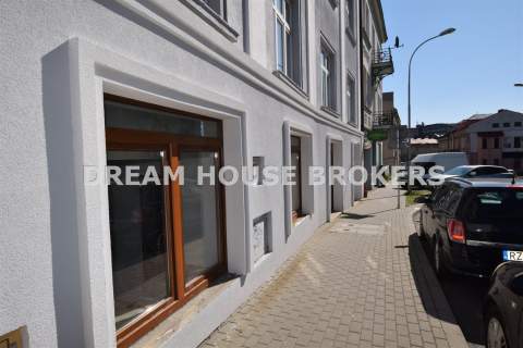 Lokale na wynajem od 120m2-650m2 Jabłońskiego