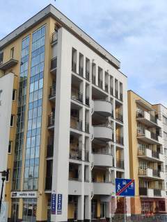 Z dużym balkonem i garażem w super lokalizacji