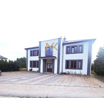 Do wynajęcia przestronny dom