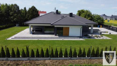 Dom z windą i dużym garażem - Łuszczów Pierwszy