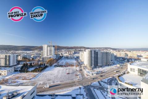 3 pokoje w Aqua Tower na 13 piętrze Reda