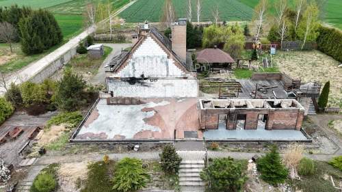 Budynek komercyjny o przeznaczeniu gastronomicznym