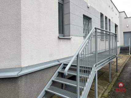 Budynek parterowy 200 m2