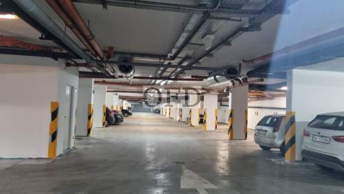 Plac Dominikański 63,5m2 4 piętro Widok Garaż