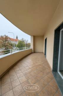 Prestiżowe biuro w Rondo Verona 8 m. post.