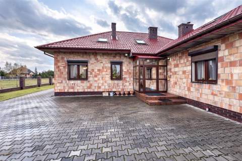 Dom 250m 2,5 km do PKP Grodzisk