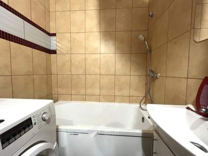 Duże, trzypokojowe mieszkanie na osiedlu AK