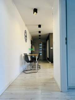 Salon z aneksem i 3 sypialnie, super dojazd