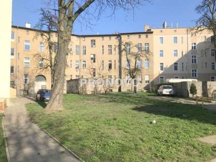Kawalerka po generalnym remoncie Centrum.