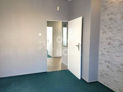 Lokal biurowy 73,50 m2 4 pokoje Świętojańska