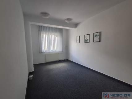 II piętro lokalu do wynajęcia   ul. Świrskiego 47