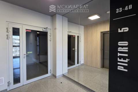 Centrum apartamentowiec 2 pokoje 37 m2, parking