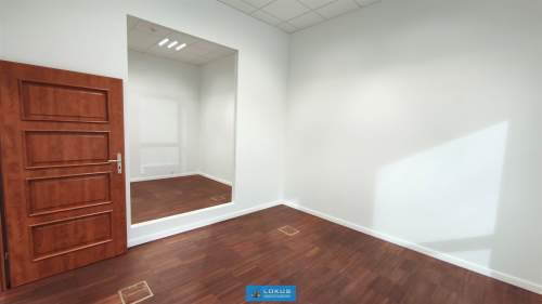 Biuro 77 m2, 2 pokoje, parking, klimatyzacja