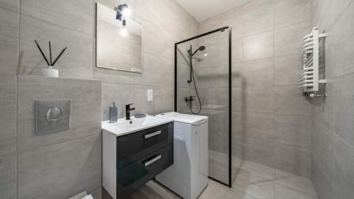 Apartametn studio, Letnicka 10/32