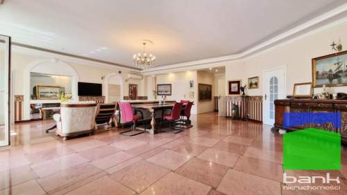 Bałuty - dom 560 m2 na działce 3313 m2
