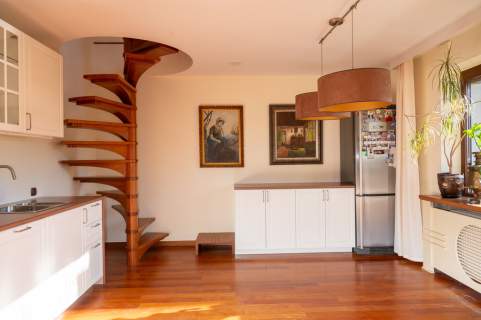 Komfortowy apartament na Ursynowie Lokalizacja 