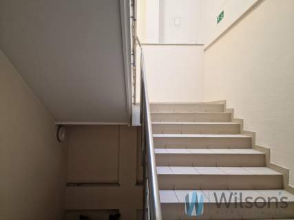 Gotowe biuro w układzie gabinetowym