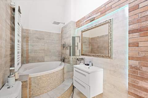 Apartament 94m prywatny taras 105m Przy Parku