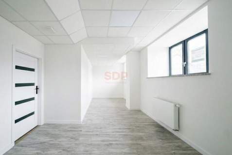 Duży lokal usługowy Przy Bulwarze 165m2 