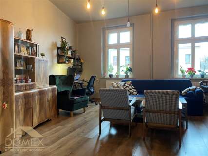 Stylowe mieszkanie w kamienicy w samym centrum
