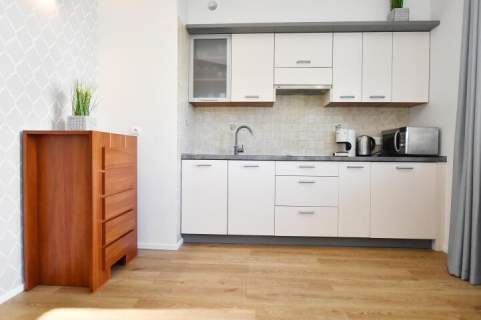Kołobrzeg dz. Portowa ul. spacerowa . Apartament 300 m do morza