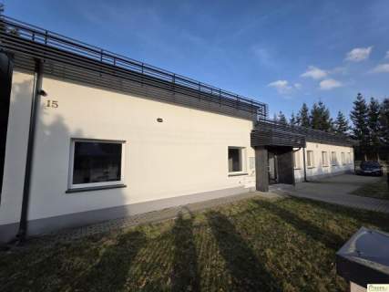 Atrakcyjny budynek usług-produk. 900 m2 - działka 42 ary w Łukowie