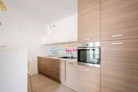 Mieszkanie w apartamentowcu 200 metrów od Płyty Rynku