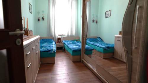 Kołobrzeg Jedności Narodowej 3 pok. piętro 1