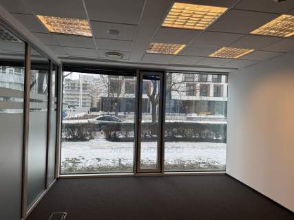 Lokal na parterze na wynajem Mokotów
