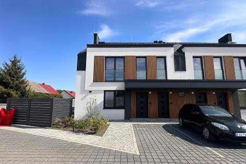 Mieszkanie piętrowe z tarasem na dachu Apartamenty Zalesie