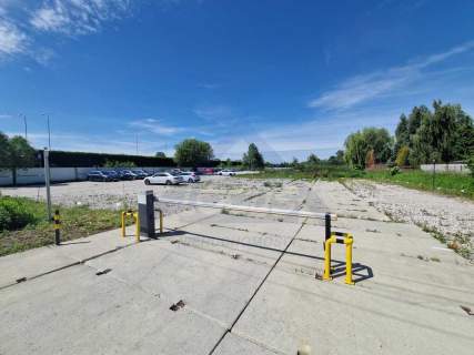 Ursynów przy obwodnicy parter usługowy 573 m2