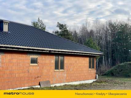 Dom parterowy do wykończenia w m.Choiny, Poświętne