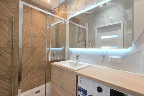 Centrum apartamentowiec 2 pokoje 37 m2, parking