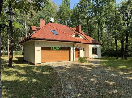 Przestronny dom z ogrodem, dla rodziny