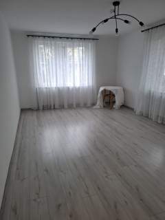 Ścisłe centrum - 3 pokoje po remoncie, 2 balkony