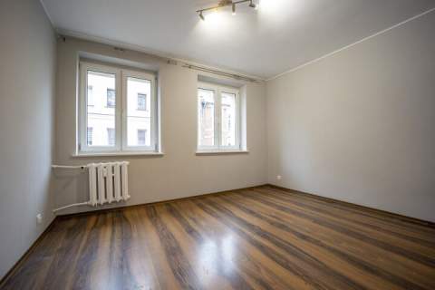  REZERWACJA Zadbane i rozkładowe 74,18 m2 Balkon II piętro WARTO
