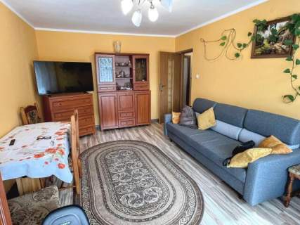 I PIĘTRO - 2 pokoje z balkonem od południa