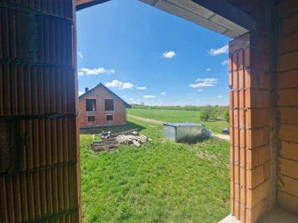 Nowy dom w Częstochowie / dom piętrowy 174m2