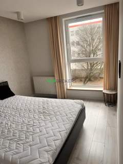 Salon z aneksem i 3 sypialnie, super dojazd